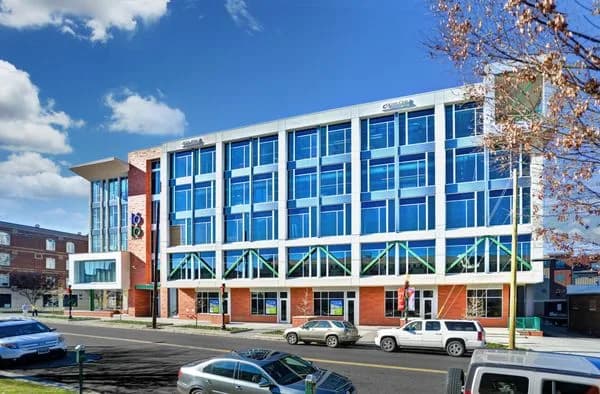 1616 Center — image 6