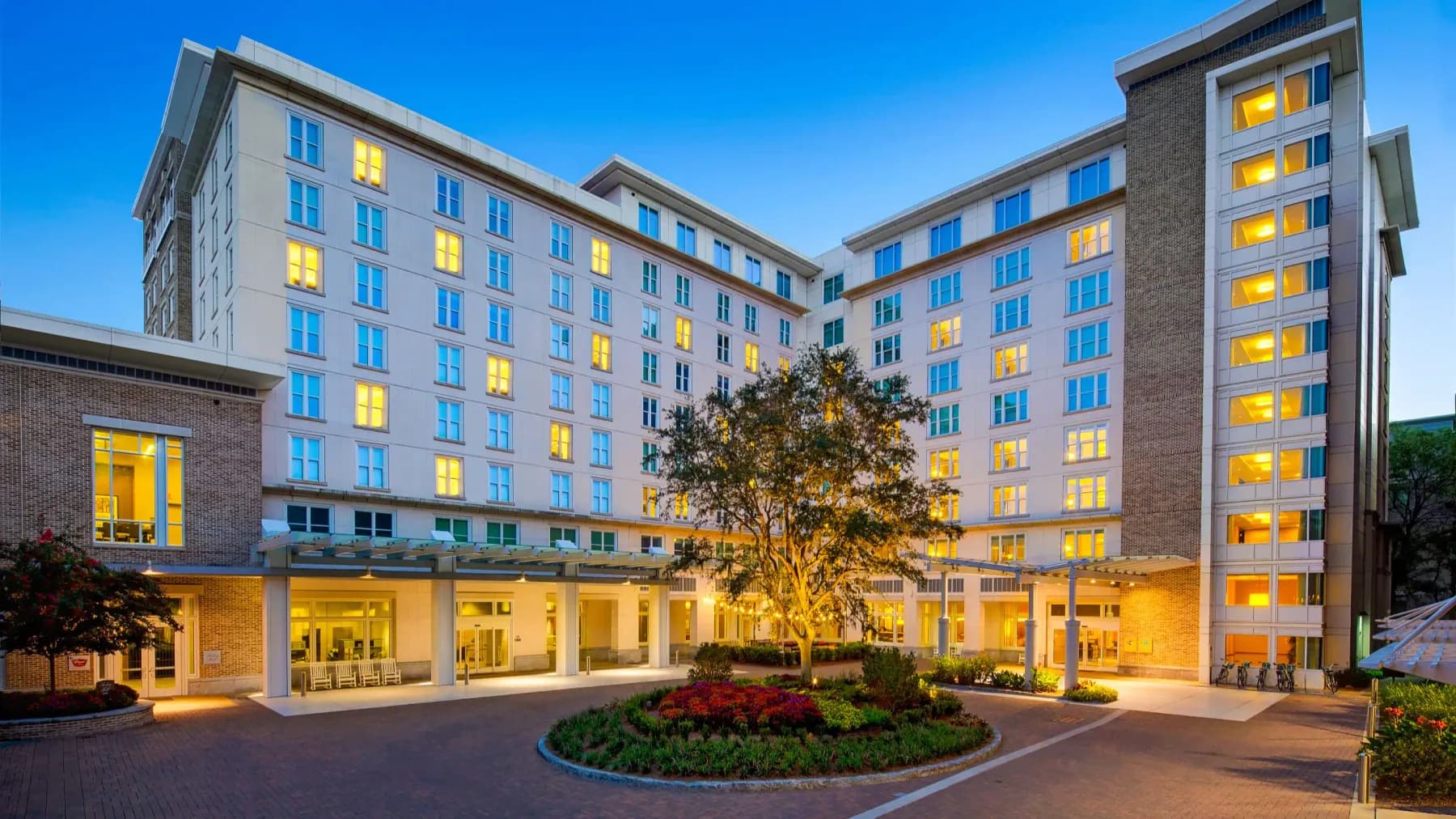 Hyatt Place Charleston/Historic District — image 1