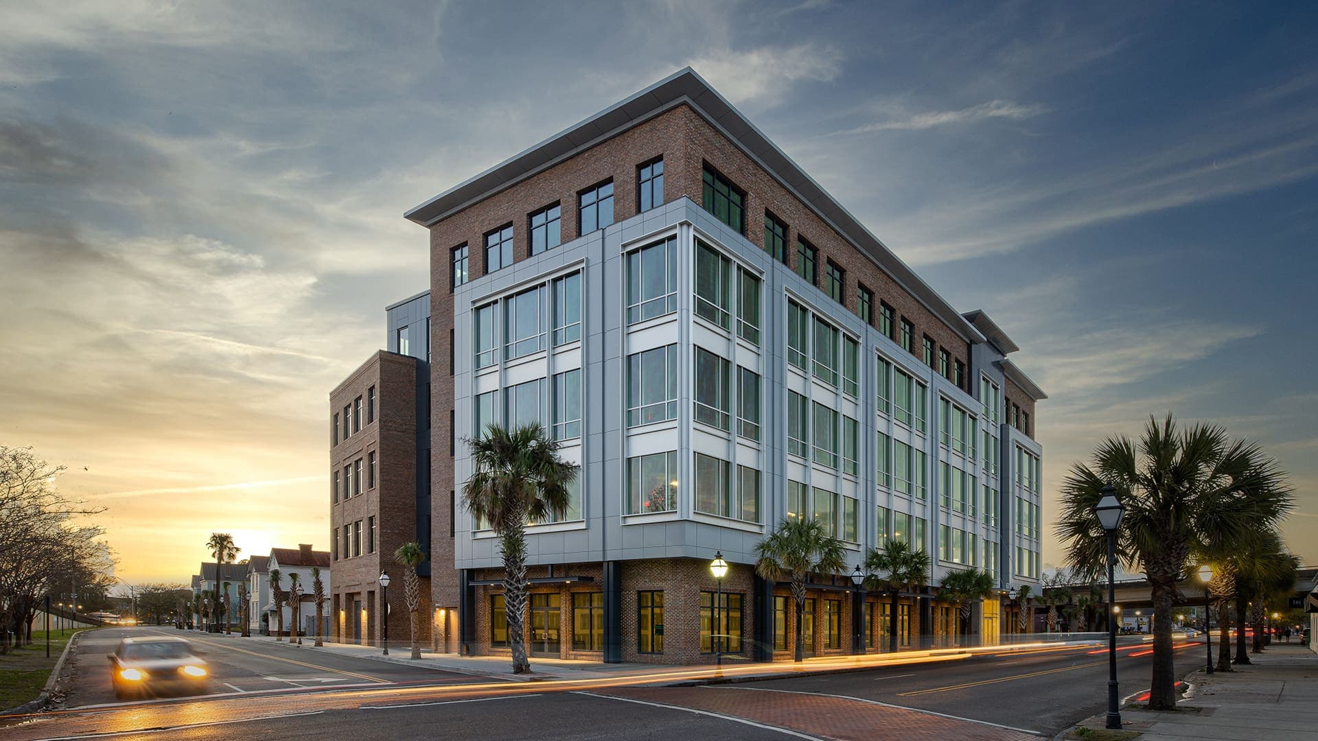 677 King Street — image 5