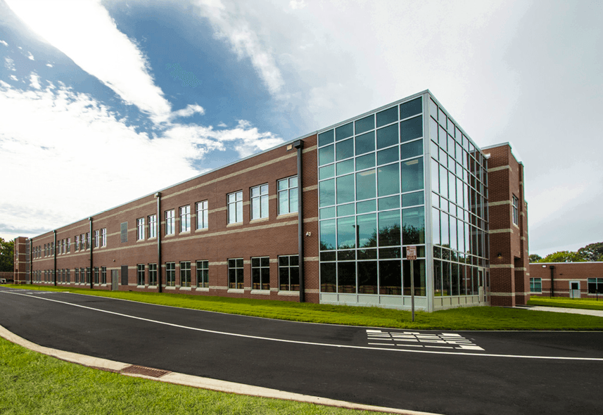 Montclaire Elementary School — image 4