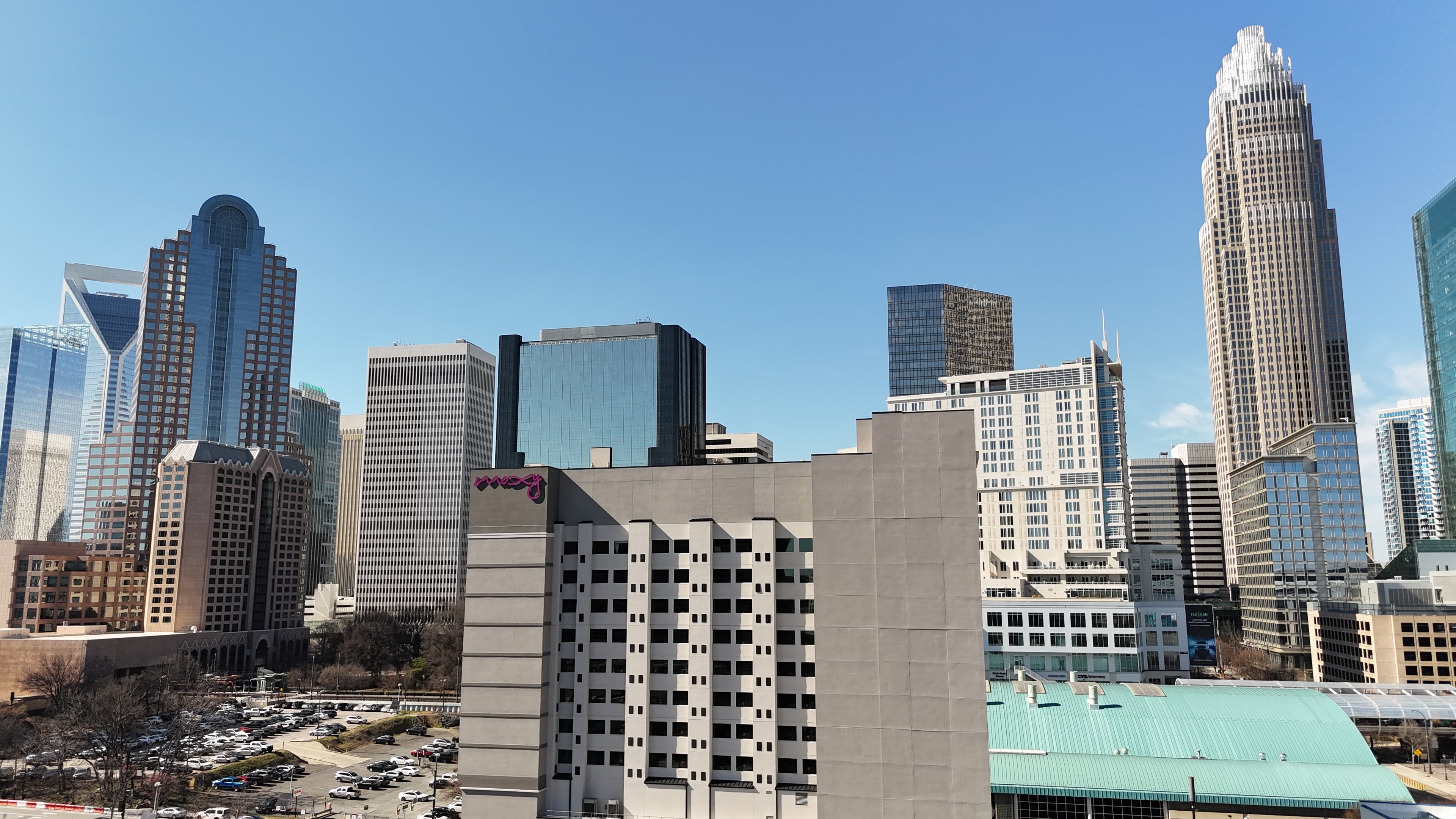 Moxy Charlotte Downtown — image 9
